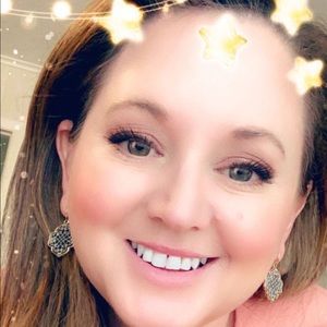 Meet your Posher, Mika